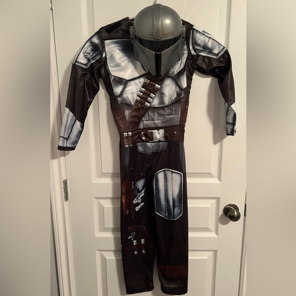 Kids Mandalorian costume
